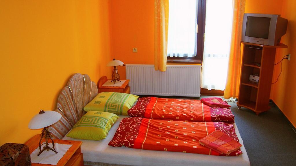 Penzion Tatry Poprad Habitación foto